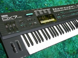 Synthesizer Yamaha DX11